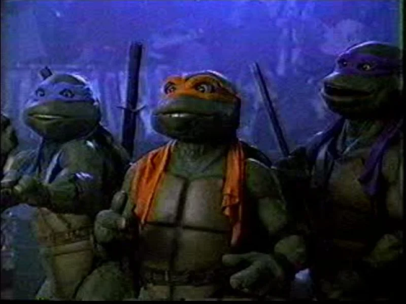 Кадр 1 из Черепашки-ниндзя 2: Тайна изумрудного зелья  (1991)