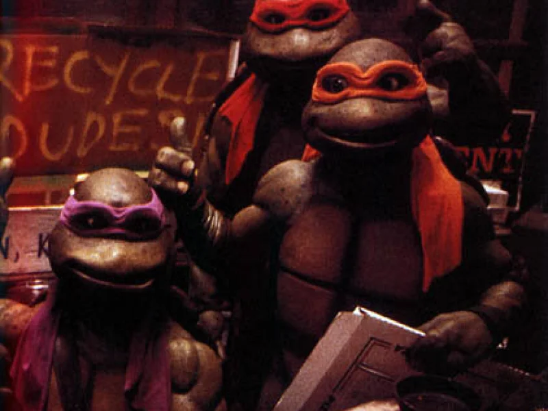 Кадр 2 из Черепашки-ниндзя 2: Тайна изумрудного зелья  (1991)