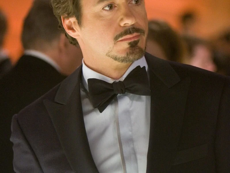 Кадр 2 из Железный человек  (2008)