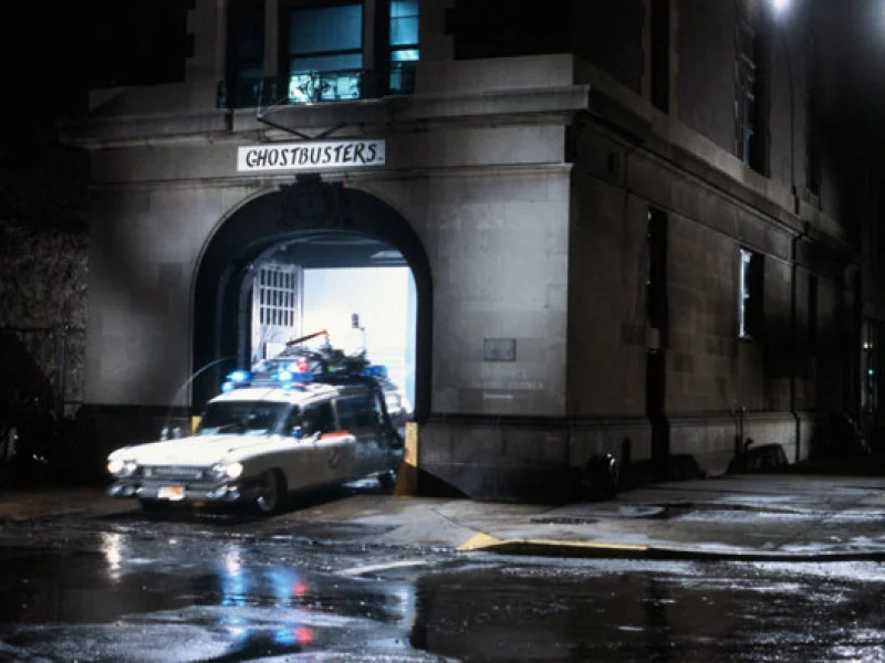 Кадр 2 из Охотники за привидениями  (1984)